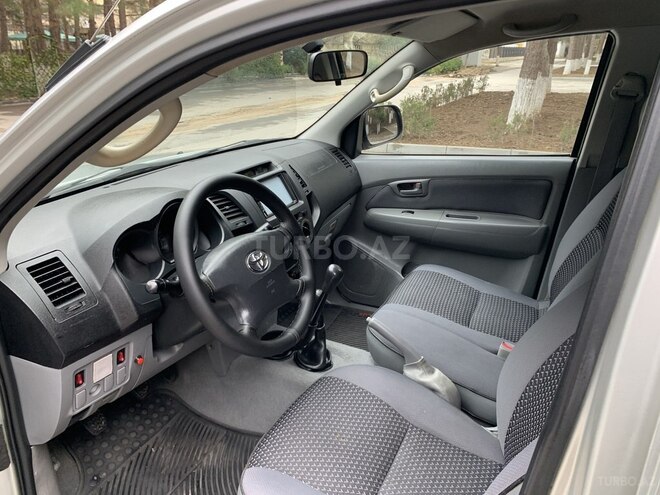 Toyota Hilux 2006, 154,320 km - 2.5 l - Bakı