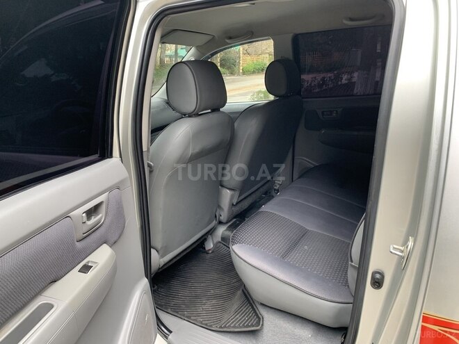 Toyota Hilux 2006, 154,320 km - 2.5 l - Bakı