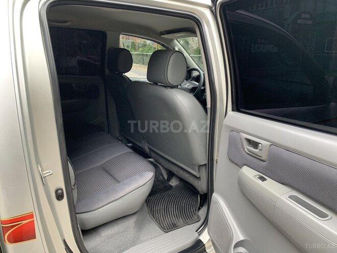 Toyota Hilux 2006, 154,320 km - 2.5 l - Bakı