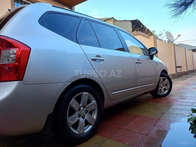 Kia Carens 2006, 242,500 km - 2.0 l - Bakı