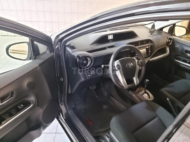 Toyota Prius C 2016, 149,413 km - 1.5 l - Bakı