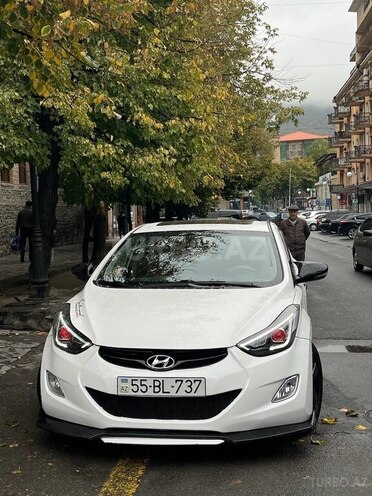 Hyundai Elantra 2012, 349,000 km - 1.8 l - Şəki