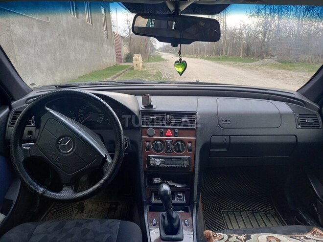 Mercedes C 200 1996, 354,339 km - 2.0 l - Quba