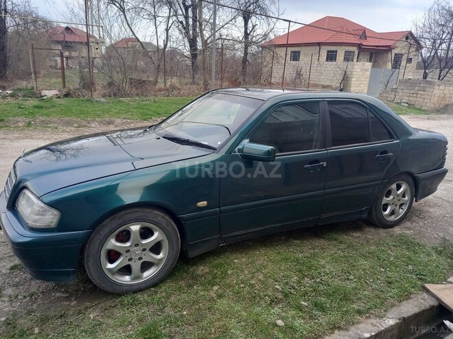 Mercedes C 200 1996, 354,339 km - 2.0 l - Quba