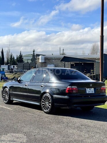 BMW 528 1998, 524,000 km - 2.8 l - Astara