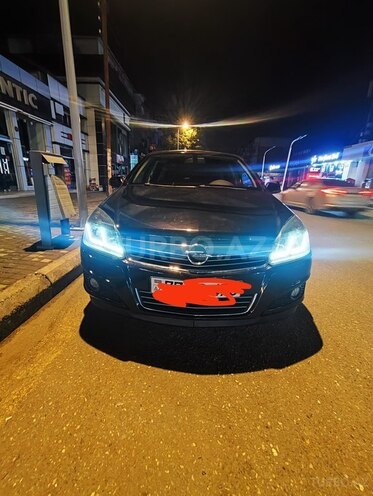 Opel Astra 2007, 145,000 km - 1.4 л - Bakı