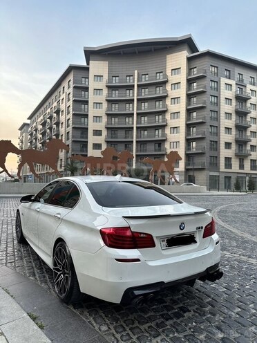 BMW 520 2014, 177,000 km - 2.0 l - Bakı
