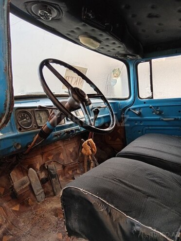 ZIL 130 1989, 300,000 km - 6.0 l - Bakı