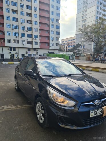 Hyundai Accent 2013, 131,000 km - 1.6 l - Bakı
