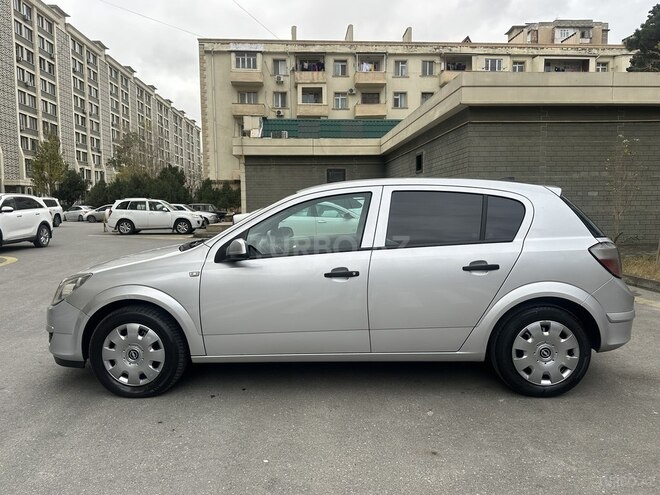 Opel Astra 2005, 300,150 km - 1.3 l - Bakı