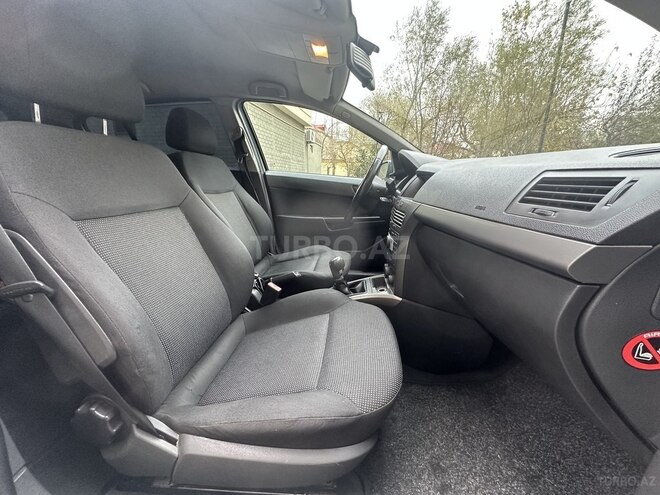 Opel Astra 2005, 300,150 km - 1.3 l - Bakı