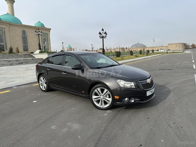 Chevrolet Cruze 2015, 240,000 km - 1.4 l - Naxçıvan