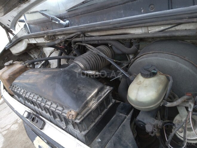 Mercedes 709 D 1994, 350,000 km - 3.9 l - Bərdə
