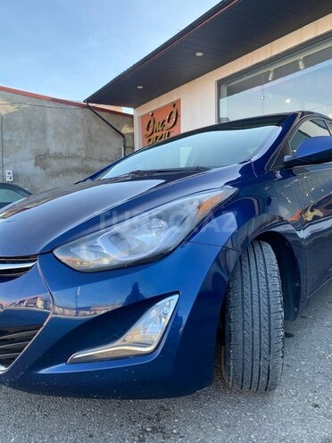 Hyundai Elantra 2015, 132,996 km - 1.8 l - Quba