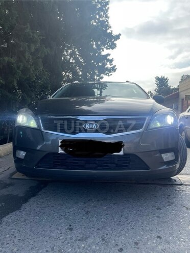 Kia Ceed 2009, 241,000 km - 1.6 л - Bakı