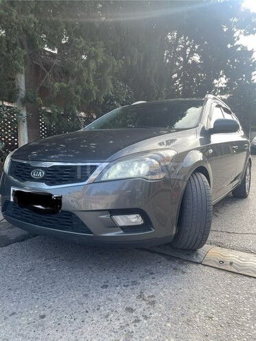 Kia Ceed 2009, 241,000 km - 1.6 л - Bakı