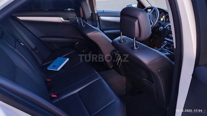 Mercedes C 250 2012, 159,600 km - 1.8 l - Neftçala