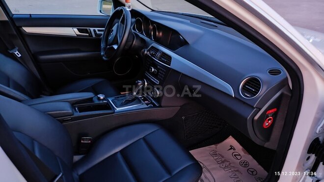 Mercedes C 250 2012, 159,600 km - 1.8 l - Neftçala