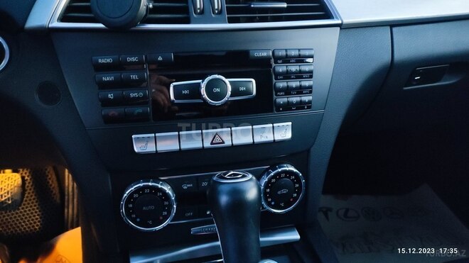 Mercedes C 250 2012, 159,600 km - 1.8 l - Neftçala