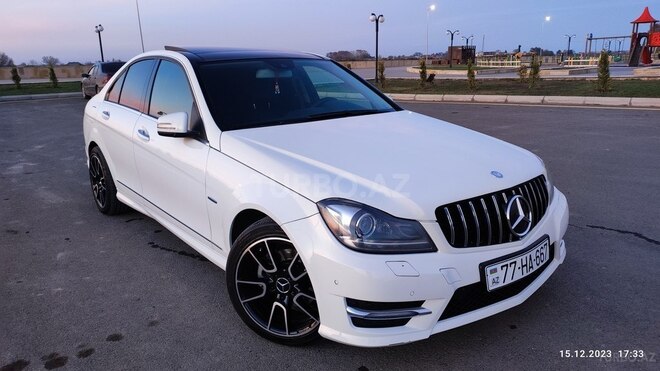 Mercedes C 250 2012, 159,600 km - 1.8 l - Neftçala