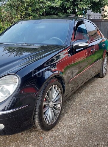 Mercedes E 270 2002, 378,000 km - 2.7 l - Astara
