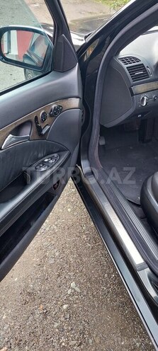 Mercedes E 270 2002, 378,000 km - 2.7 l - Astara