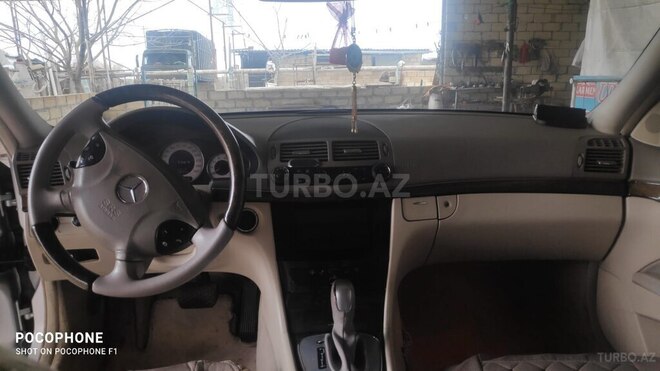 Mercedes E 240 2004, 314,000 km - 2.6 l - Bakı