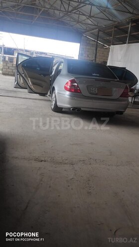 Mercedes E 240 2004, 314,000 km - 2.6 l - Bakı