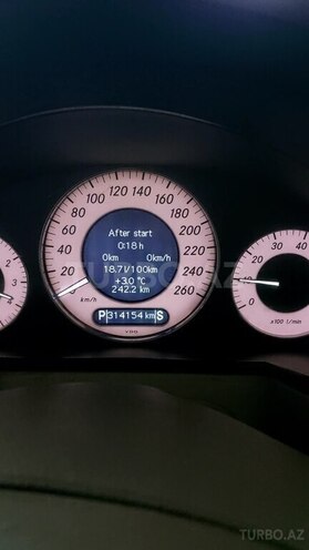 Mercedes E 240 2004, 314,000 km - 2.6 l - Bakı
