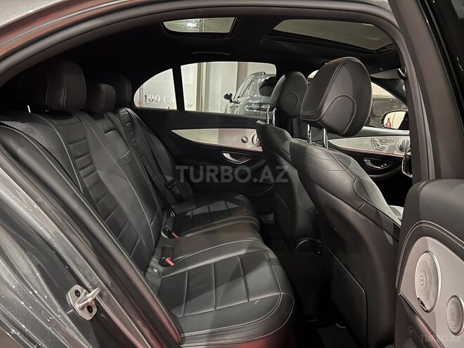 Mercedes E 300 de-10