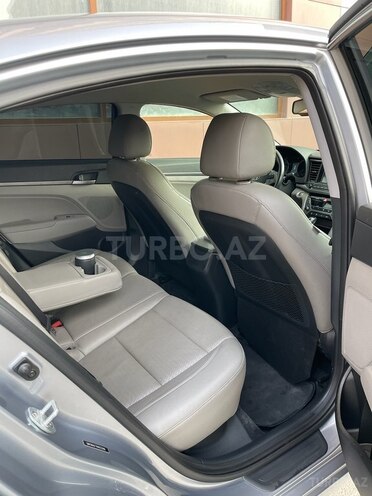 Hyundai Elantra 2017, 122,000 km - 2.0 l - Bakı