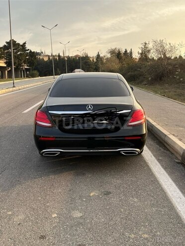 Mercedes E 220 2016, 180,000 km - 2.2 l - Bakı
