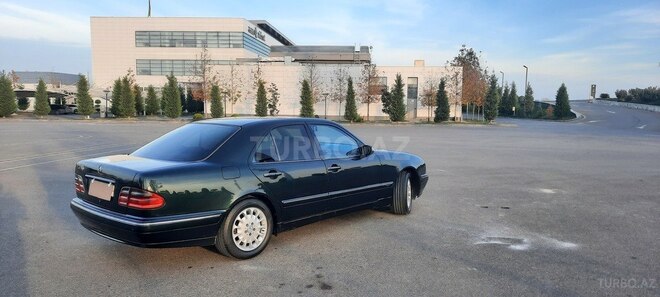Mercedes E 280 1999, 419,000 km - 2.8 l - Kürdəmir