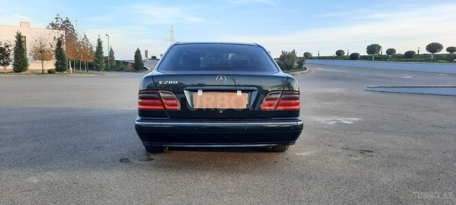 Mercedes E 280 1999, 419,000 km - 2.8 l - Kürdəmir