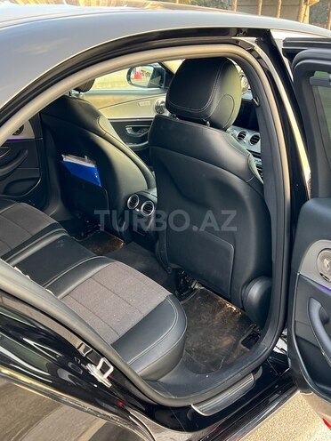 Mercedes E 220 2016, 180,000 km - 2.2 l - Bakı