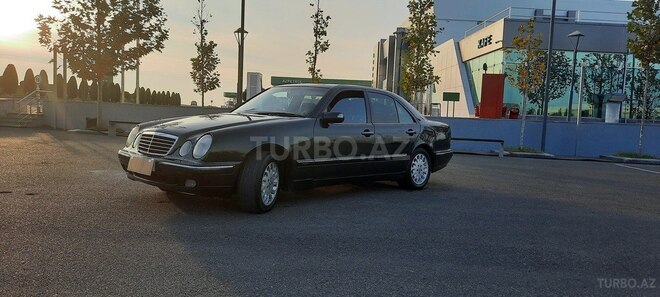 Mercedes E 280 1999, 419,000 km - 2.8 l - Kürdəmir