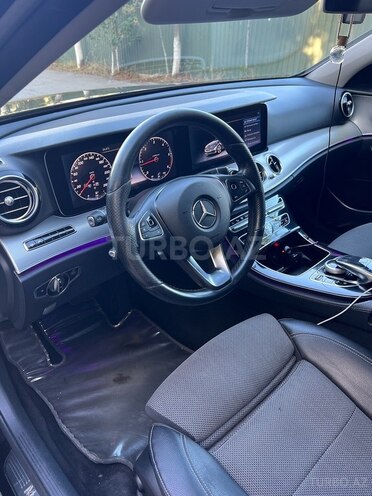 Mercedes E 220 2016, 180,000 km - 2.2 l - Bakı