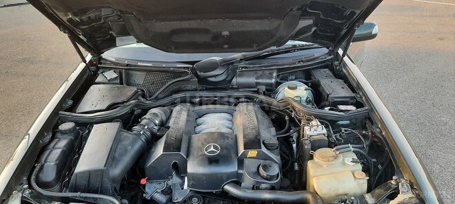 Mercedes E 280 1999, 419,000 km - 2.8 l - Kürdəmir