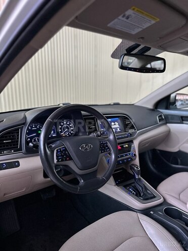 Hyundai Elantra 2017, 98,000 km - 2.0 l - Gəncə