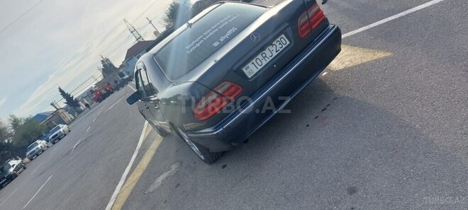 Mercedes E 230 1995, 950,000 km - 2.3 л - Sumqayıt