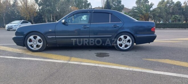 Mercedes E 230 1995, 950,000 km - 2.3 л - Sumqayıt