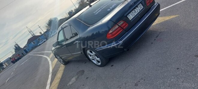Mercedes E 230 1995, 950,000 km - 2.3 л - Sumqayıt