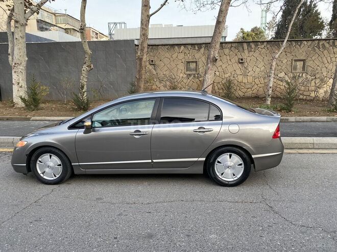 Honda Civic 2006, 370,000 km - 1.3 л - Bakı