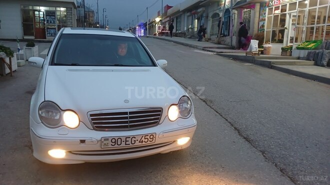 Mercedes C 200 2001, 280,000 km - 2.0 l - Siyəzən