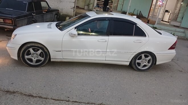Mercedes C 200 2001, 280,000 km - 2.0 l - Siyəzən