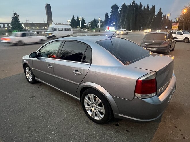 Opel Vectra 2005, 303,000 km - 2.2 l - Gəncə