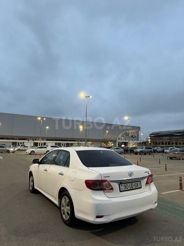 Toyota Corolla 2010, 262,000 km - 1.8 l - Bakı