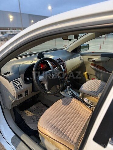 Toyota Corolla 2010, 262,000 km - 1.8 l - Bakı