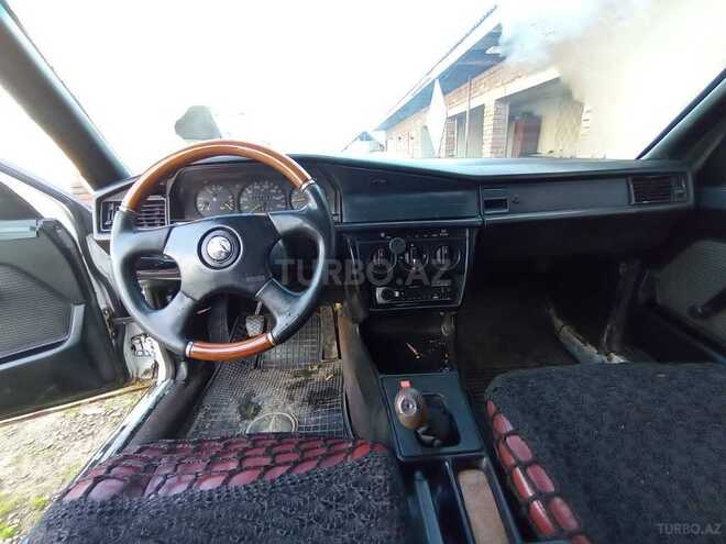 Mercedes 190 1987, 500,000 km - 2.5 л - Masallı