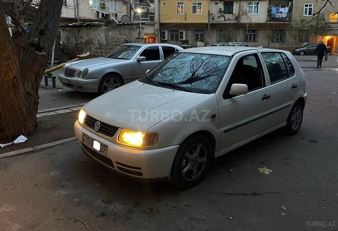 Volkswagen Polo 1999, 242,000 km - 1.4 l - Bakı